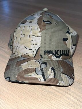 KUIU Youth Icon fitted hat in Valo pattern
